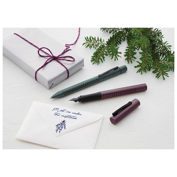 Nalivpero Grip 2011 (F) Edition Faber-Castell 140870 bordo